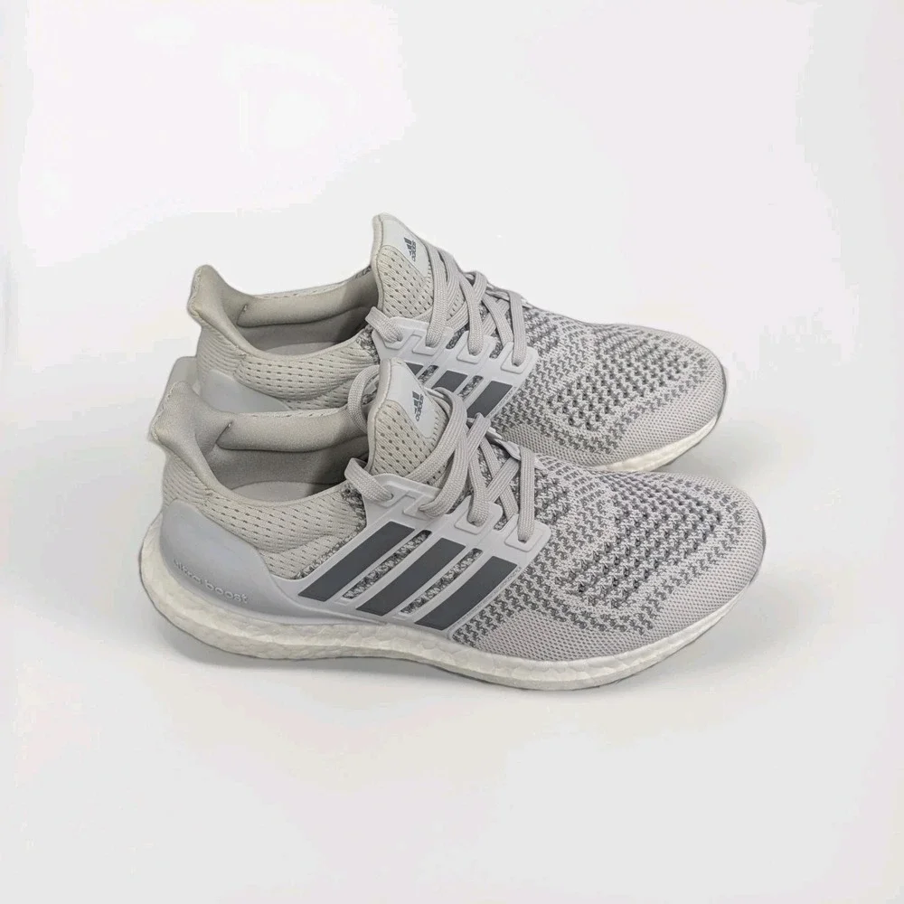 Adidas Ultraboost 1.0 Women 6.5‎ Gray